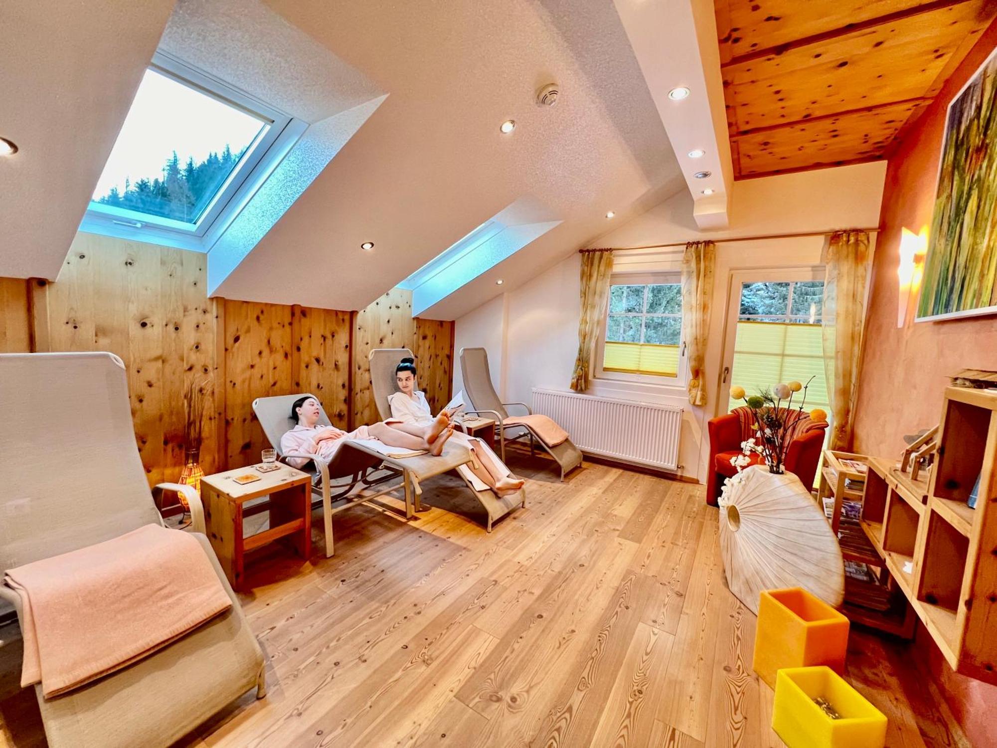 Hotel Garni Gruenmoos Sankt Jakob in Defereggen Ngoại thất bức ảnh